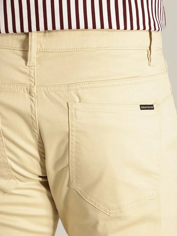 Indian Terrain Men's Slim Fit Solid Beige Trousers